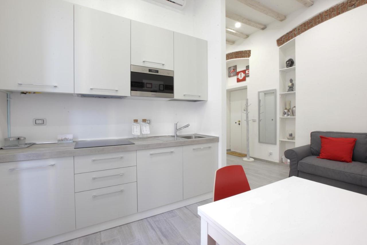 Amazing Apartment In City Center With Balcony Milano Esterno foto