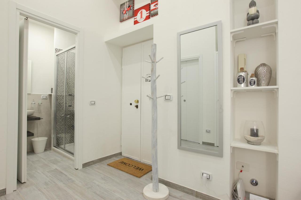Amazing Apartment In City Center With Balcony Milano Esterno foto
