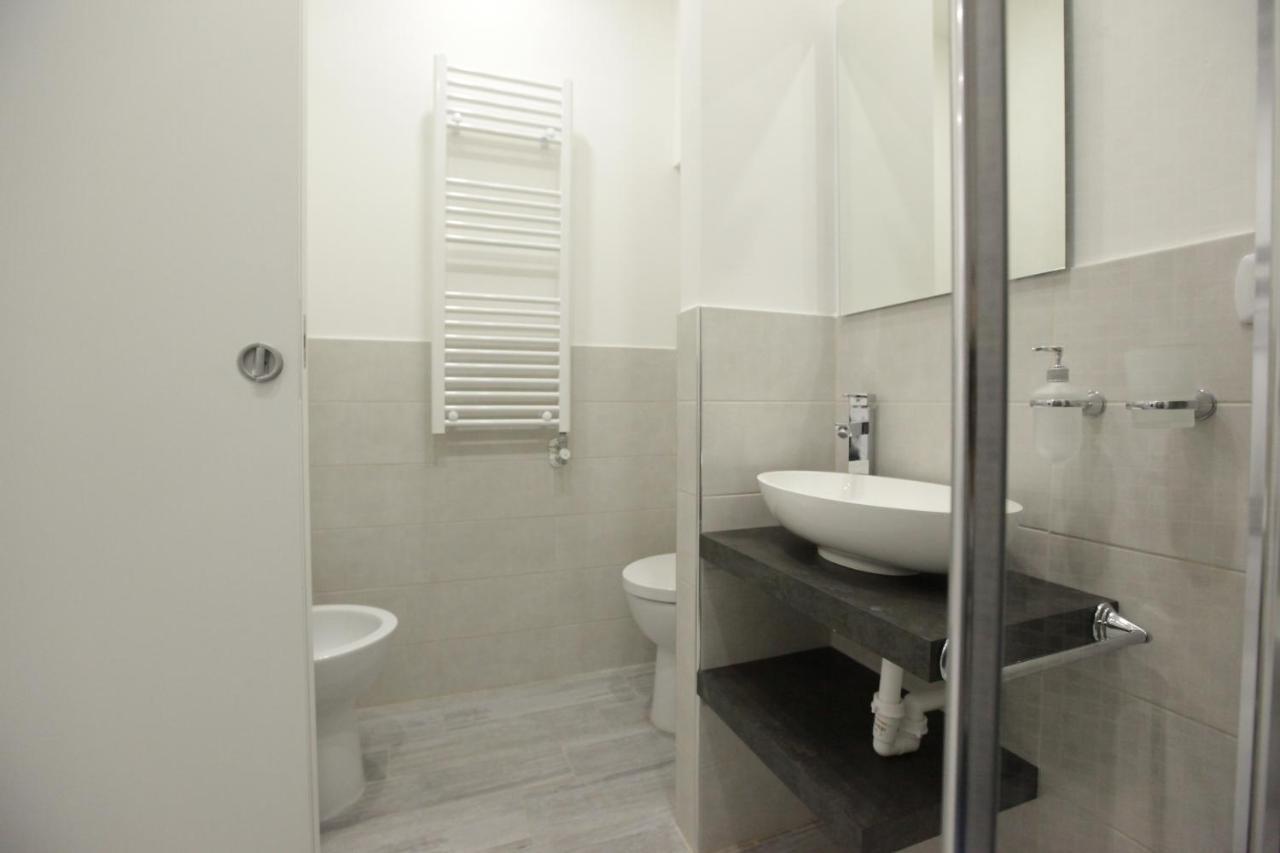 Amazing Apartment In City Center With Balcony Milano Esterno foto