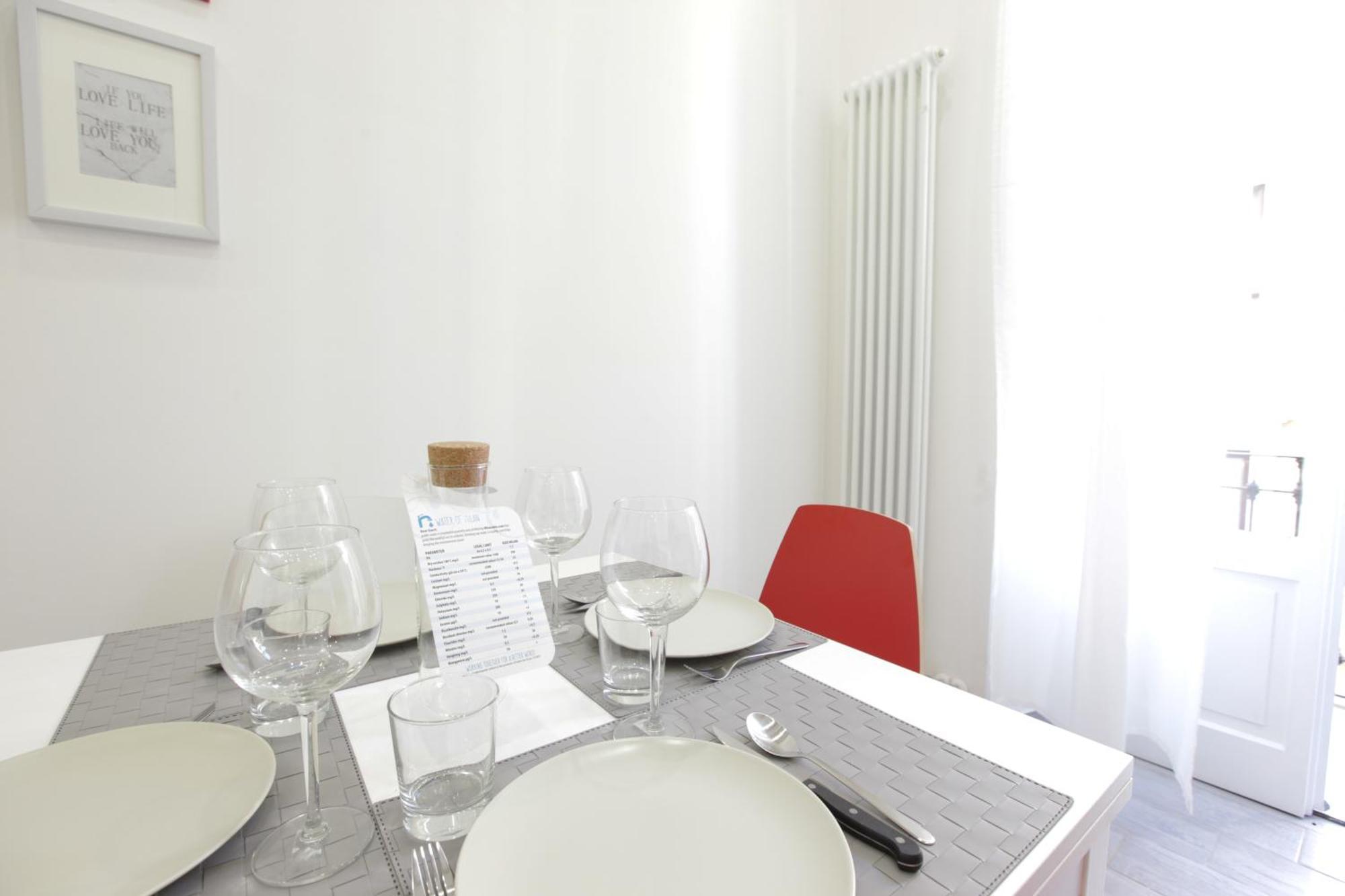 Amazing Apartment In City Center With Balcony Milano Esterno foto